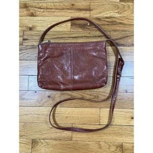 Hobo The Original Mara Crossbody Purse Burgundy Genuine Leather